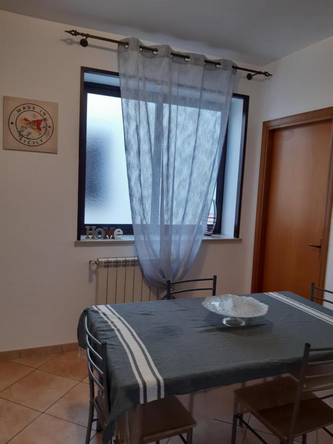Appartamento A casa di Loretta Terrasini Esterno foto
